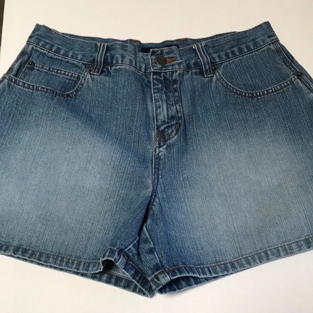 SO blue jean shorts